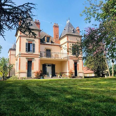 Chateau Segot Neuilly-le-Real Luaran gambar