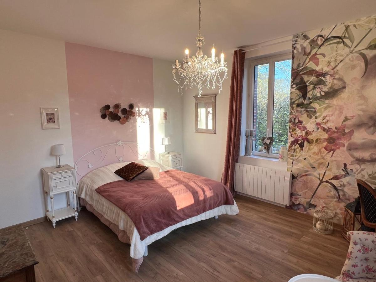 Chateau Segot Neuilly-le-Real Luaran gambar