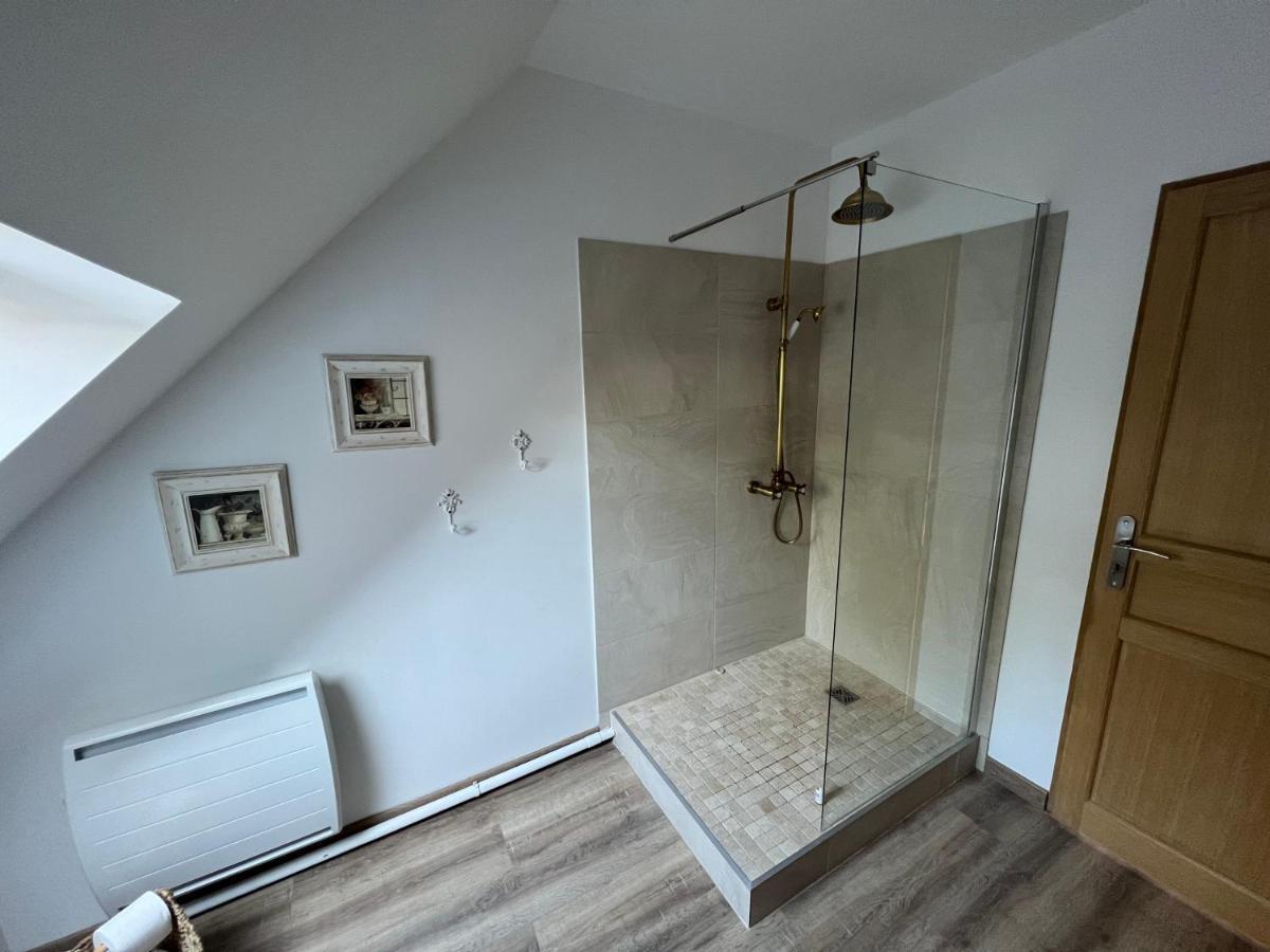 Chateau Segot Neuilly-le-Real Luaran gambar